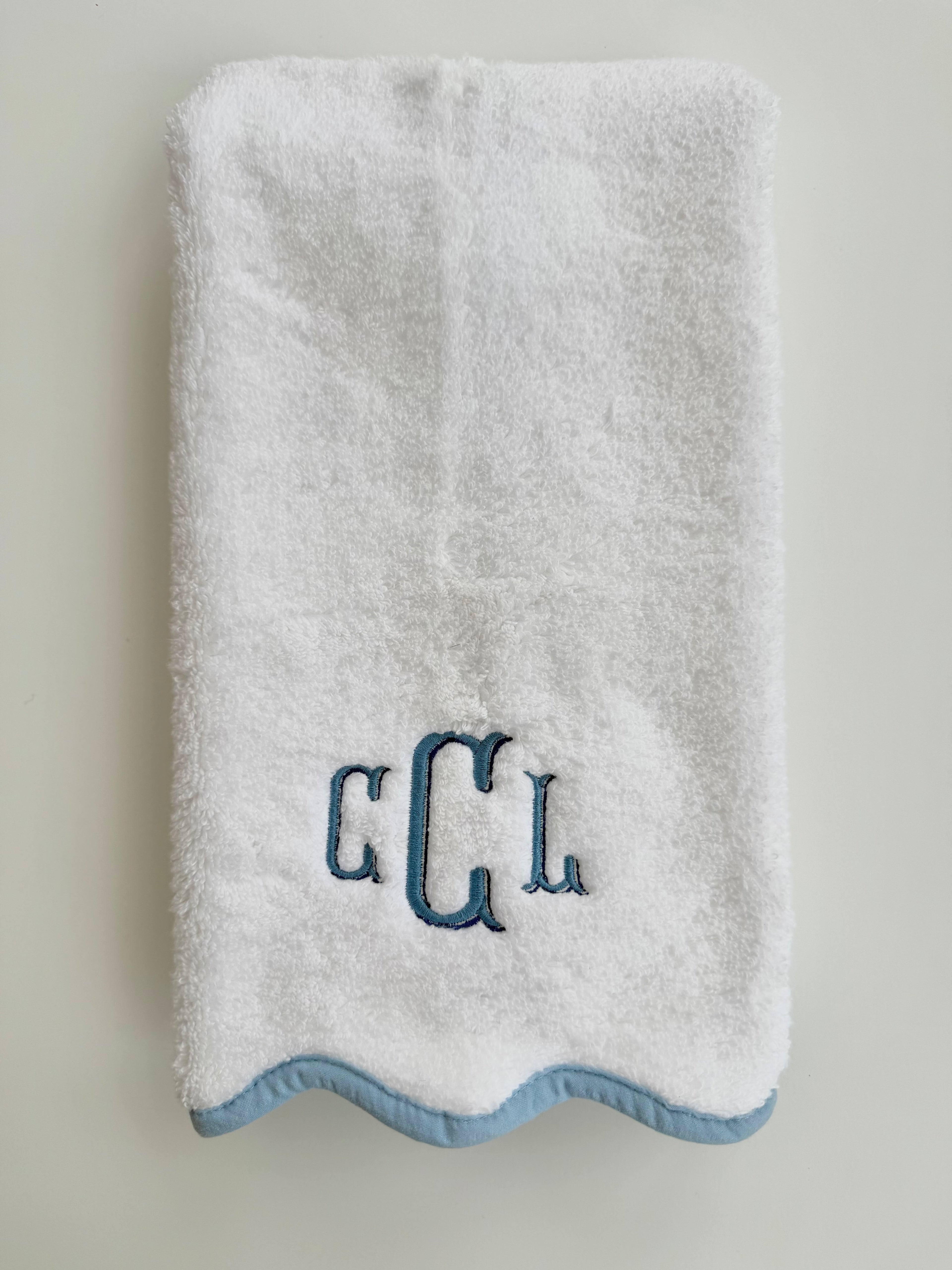 Cotton Hand Towels with Scallop Piping