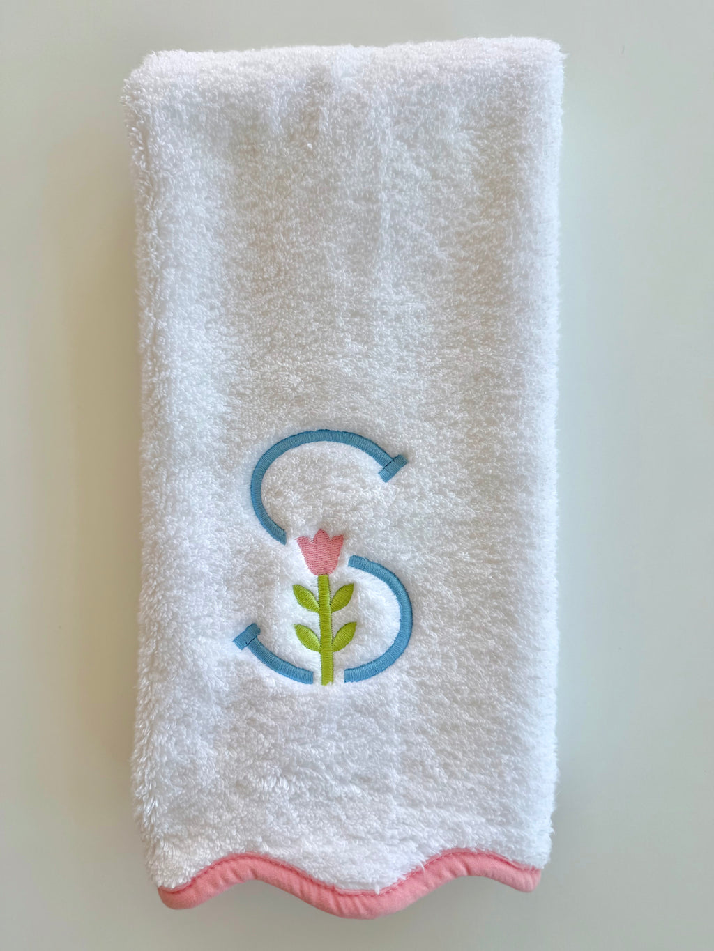 Cotton Hand Towels with Scallop Piping