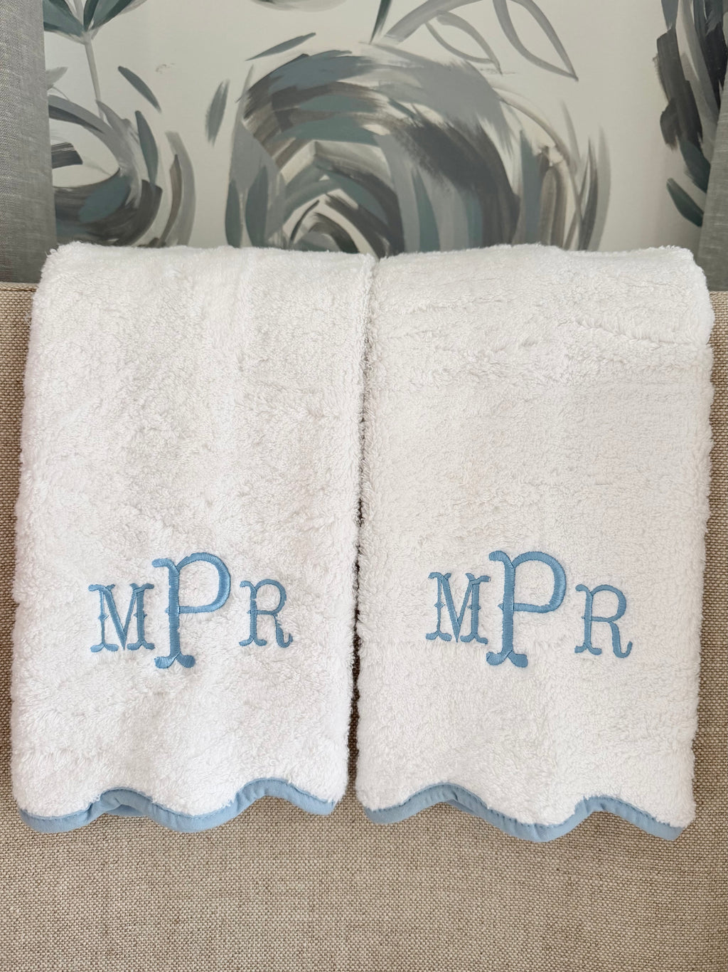 Cotton Hand Towels with Scallop Piping